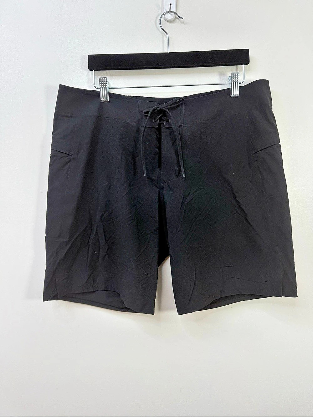 lululemon Classic-Fit Linerless Board Short 7" Men's Athletic Shorts Black Size - Picture 3 of 9